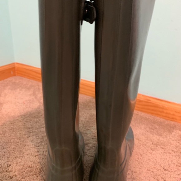 Hunter Boots Tall Gray Size 8 (Worn Twice) - Picture 7 of 7